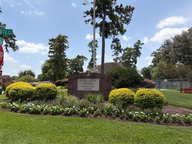 5827 Skewen Street, Humble, TX 77346
