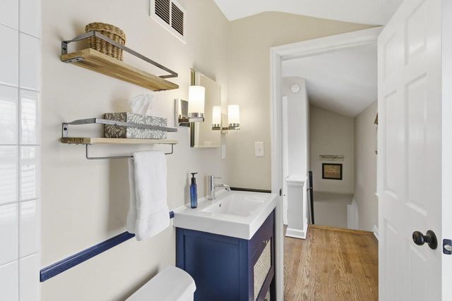 3400 S Princeton AVENUE, Milwaukee, WI 53215