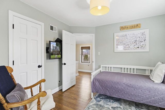 3400 S Princeton AVENUE, Milwaukee, WI 53215