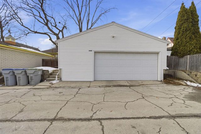 3400 S Princeton AVENUE, Milwaukee, WI 53215