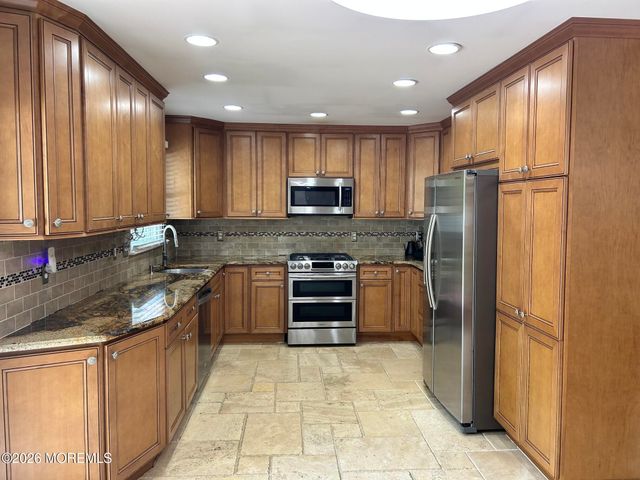 1424 Green Grove Road, Brick, NJ 08724