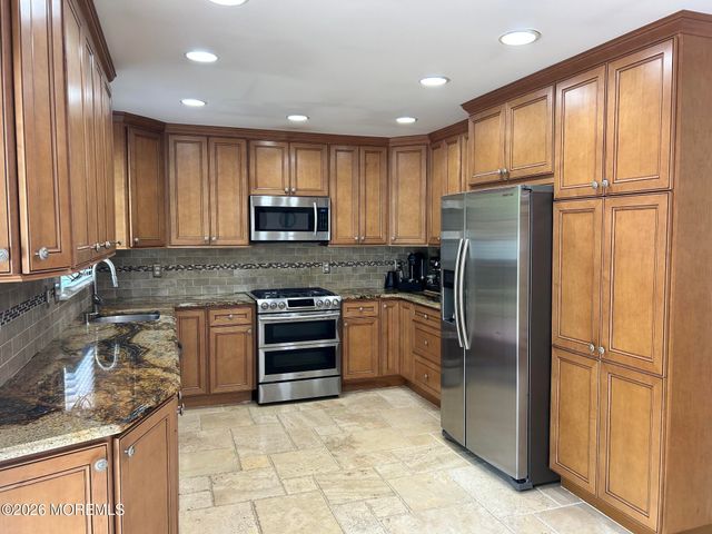 1424 Green Grove Road, Brick, NJ 08724