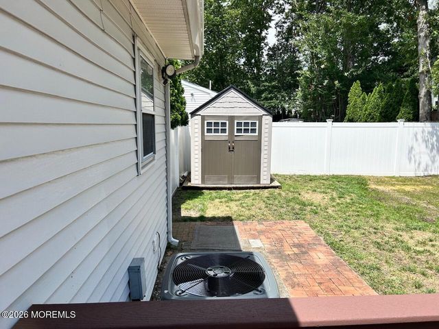 1424 Green Grove Road, Brick, NJ 08724