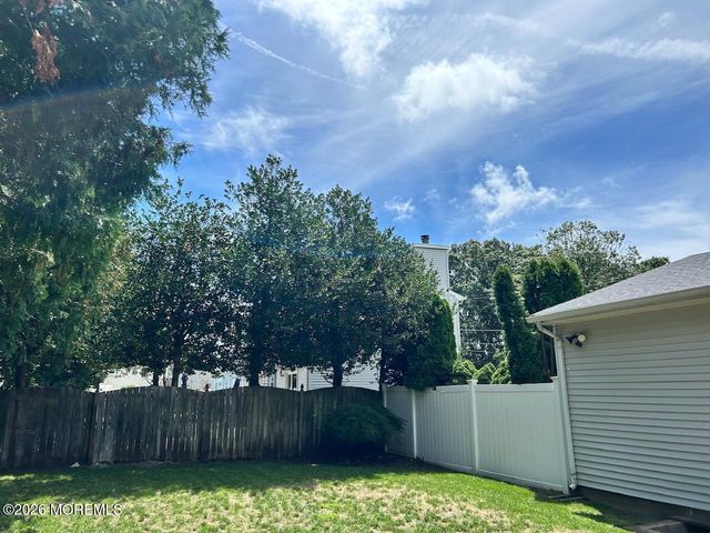 1424 Green Grove Road, Brick, NJ 08724