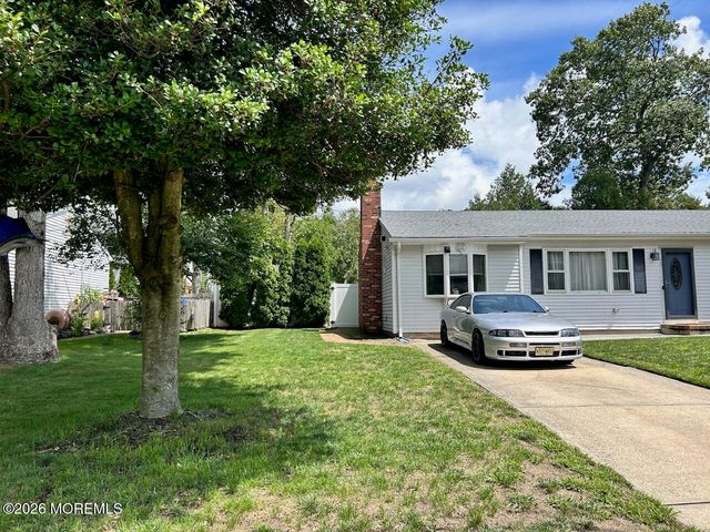 1424 Green Grove Road, Brick, NJ 08724