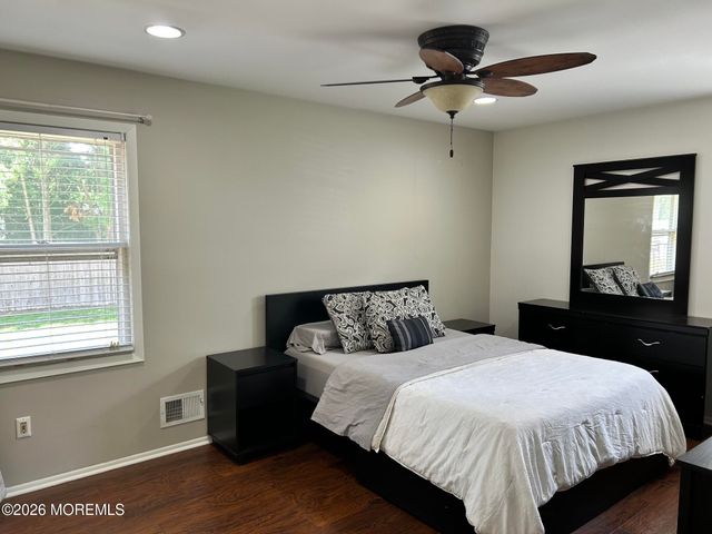 1424 Green Grove Road, Brick, NJ 08724