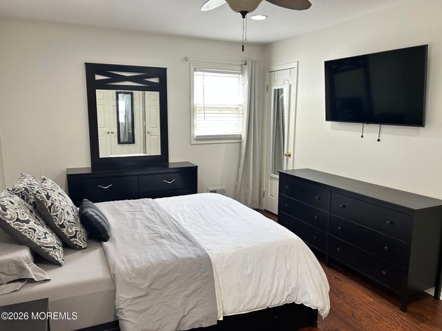 1424 Green Grove Road, Brick, NJ 08724