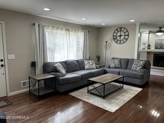 1424 Green Grove Road, Brick, NJ 08724