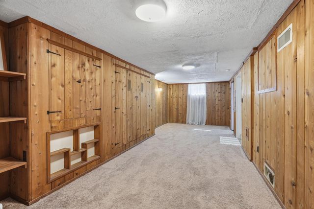 6944 Sheridan Avenue S, Richfield, MN 55423
