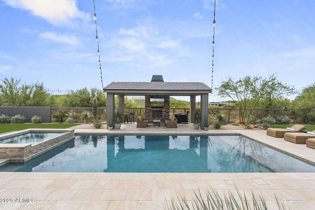 8177 E SMOKEHOUSE Trail, Scottsdale, AZ 85266 — photo 5