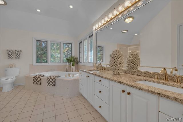 5565 Hidden Pines Court, Clarence, NY 14221
