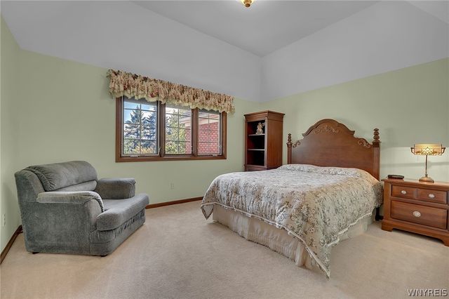 5565 Hidden Pines Court, Clarence, NY 14221