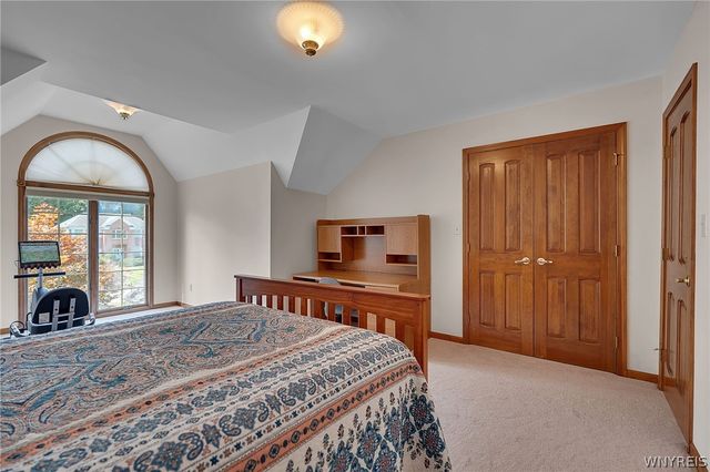 5565 Hidden Pines Court, Clarence, NY 14221