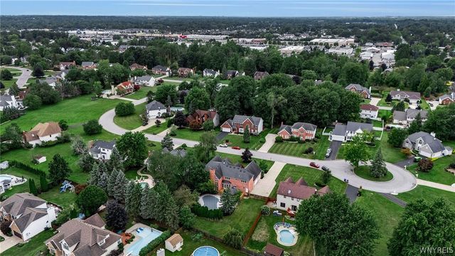 5565 Hidden Pines Court, Clarence, NY 14221