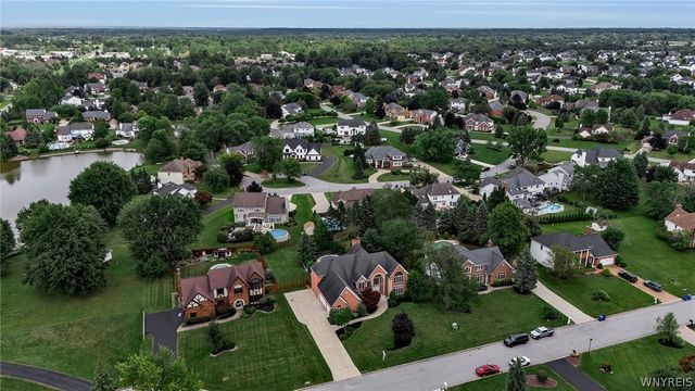 5565 Hidden Pines Court, Clarence, NY 14221