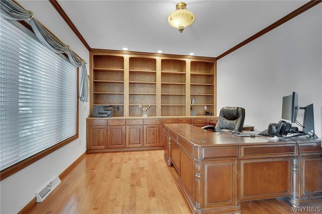 5565 Hidden Pines Court, Clarence, NY 14221
