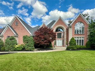5565 Hidden Pines Court, Clarence, NY 14221