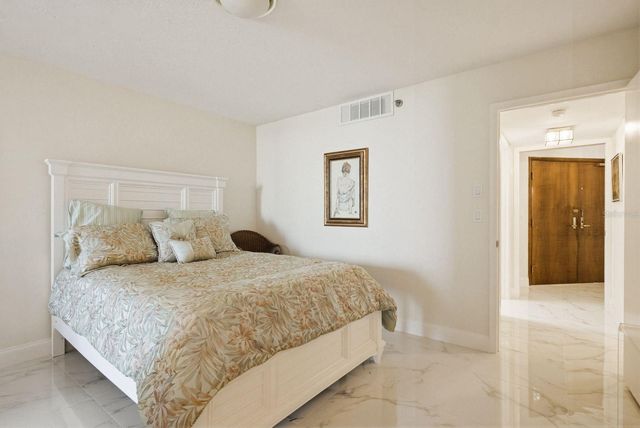 1600 GULF BOULEVARD 817, Clearwater Beach, FL 33767