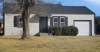 507 Clark Avenue, Stinnett, TX 79083