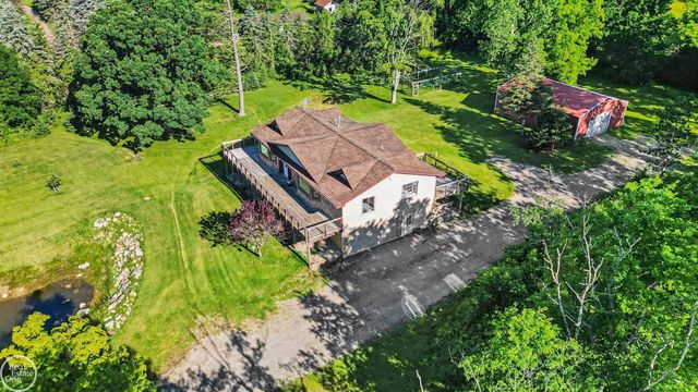 755 E Romeo Road, Leonard, MI 48367
