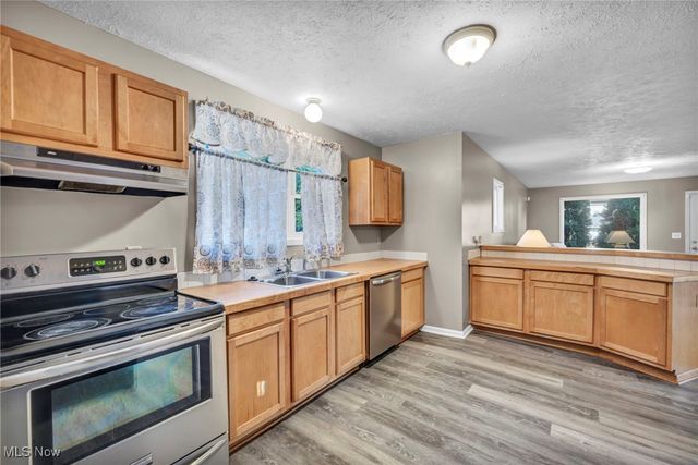 852 Storer Avenue, Akron, OH 44320