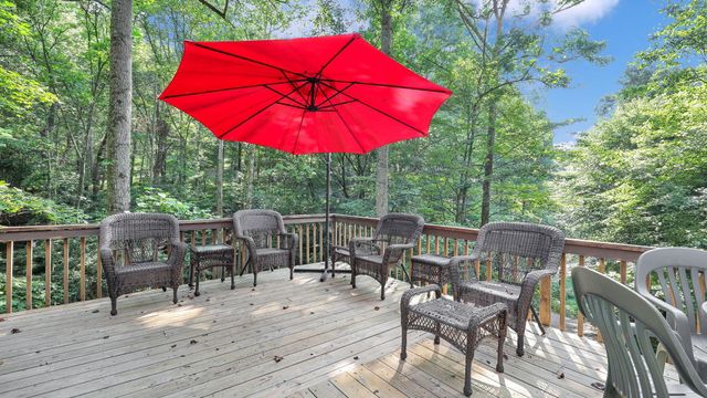 1893 Beaver Lane, Sugar Grove, OH 43155