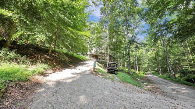 1893 Beaver Lane, Sugar Grove, OH 43155