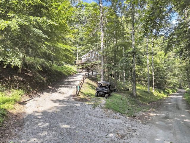 1893 Beaver Lane, Sugar Grove, OH 43155