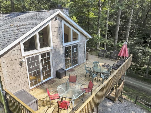 1893 Beaver Lane, Sugar Grove, OH 43155