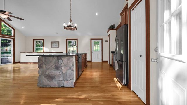 1893 Beaver Lane, Sugar Grove, OH 43155