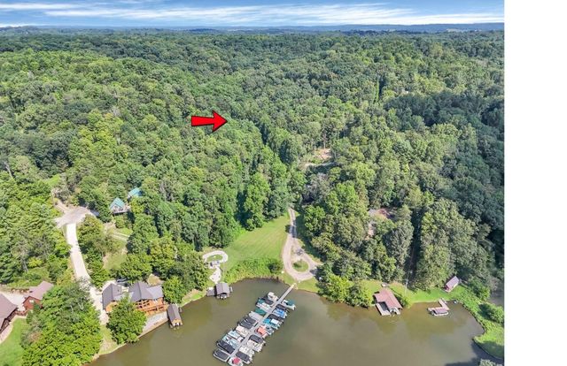 1893 Beaver Lane, Sugar Grove, OH 43155