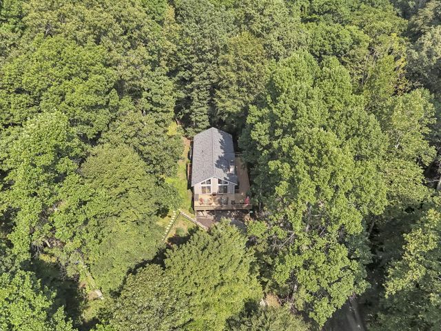 1893 Beaver Lane, Sugar Grove, OH 43155