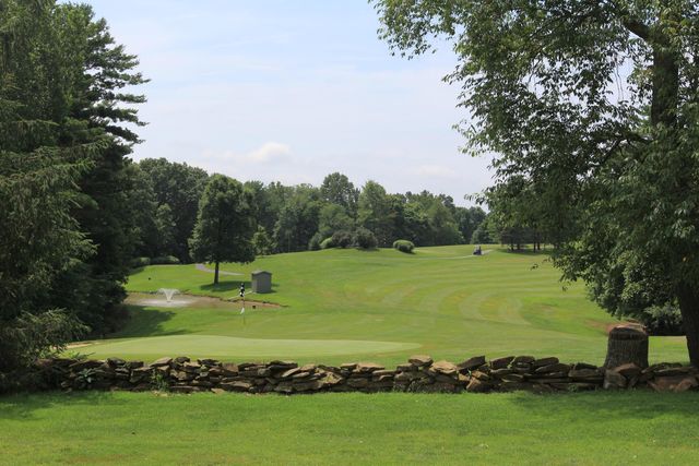 1893 Beaver Lane, Sugar Grove, OH 43155