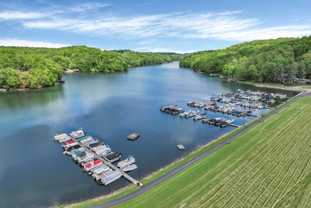 1893 Beaver Lane, Sugar Grove, OH 43155