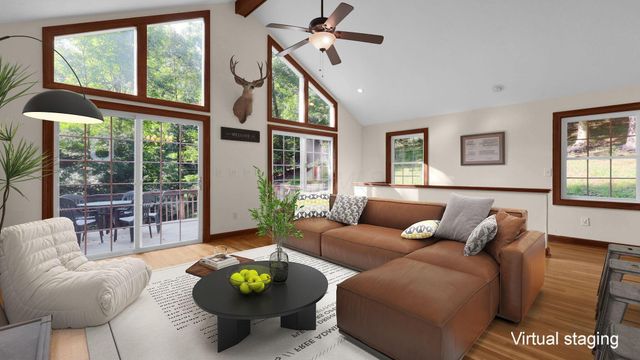 1893 Beaver Lane, Sugar Grove, OH 43155