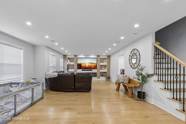 7 Andrew Street, Howell, NJ 07731