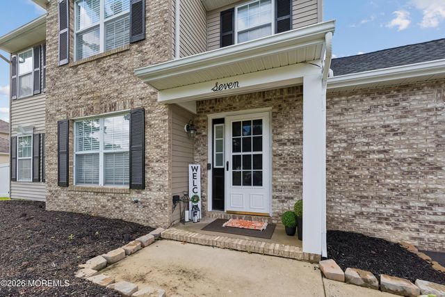 7 Andrew Street, Howell, NJ 07731