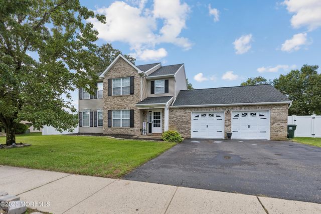 7 Andrew Street, Howell, NJ 07731