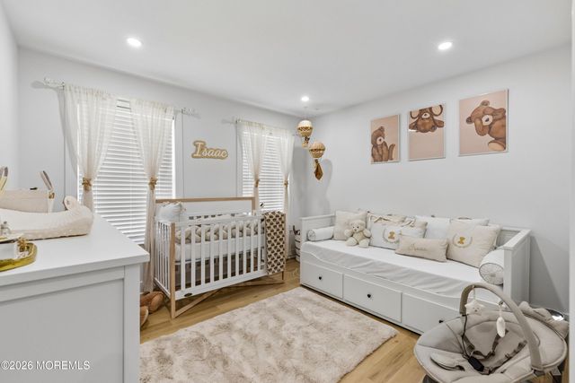 7 Andrew Street, Howell, NJ 07731