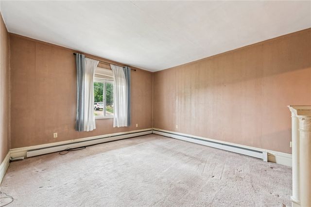 373 Copperfield Ave, Carrick, PA 15210