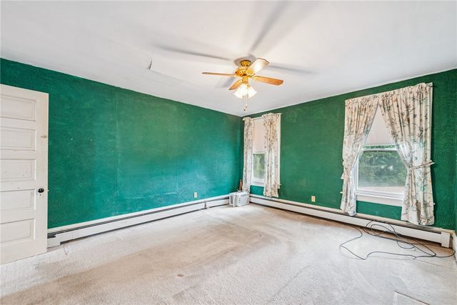 373 Copperfield Ave, Carrick, PA 15210