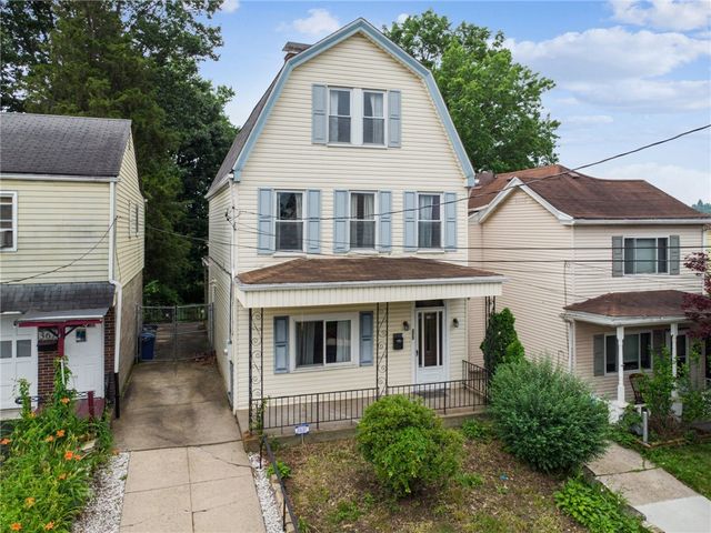 373 Copperfield Ave, Carrick, PA 15210