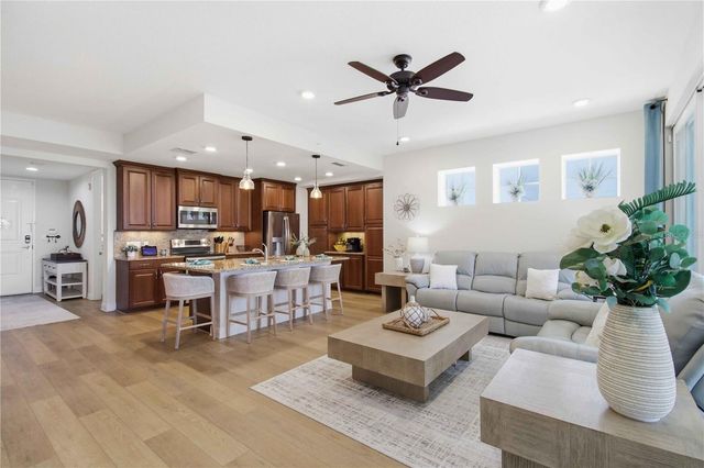 395 ARUBA CIRCLE 102, Bradenton, FL 34209