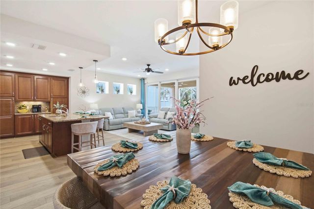 395 ARUBA CIRCLE 102, Bradenton, FL 34209
