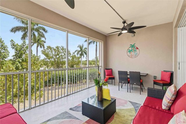 395 ARUBA CIRCLE 102, Bradenton, FL 34209