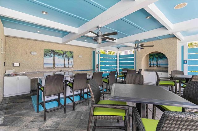 395 ARUBA CIRCLE 102, Bradenton, FL 34209