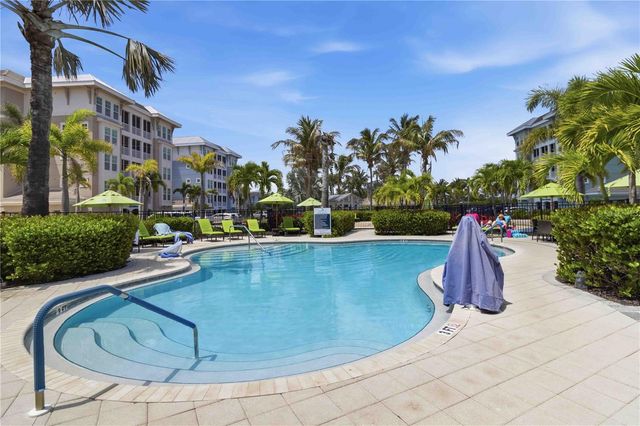 395 ARUBA CIRCLE 102, Bradenton, FL 34209