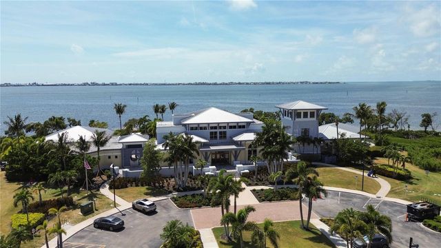 395 ARUBA CIRCLE 102, Bradenton, FL 34209