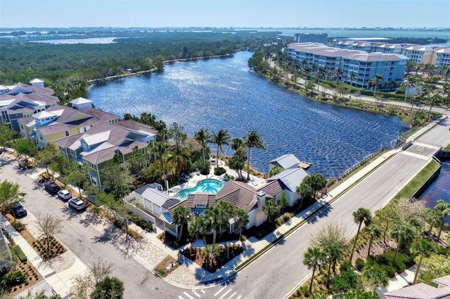 395 ARUBA CIRCLE 102, Bradenton, FL 34209