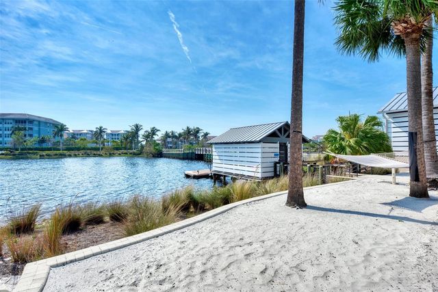 395 ARUBA CIRCLE 102, Bradenton, FL 34209